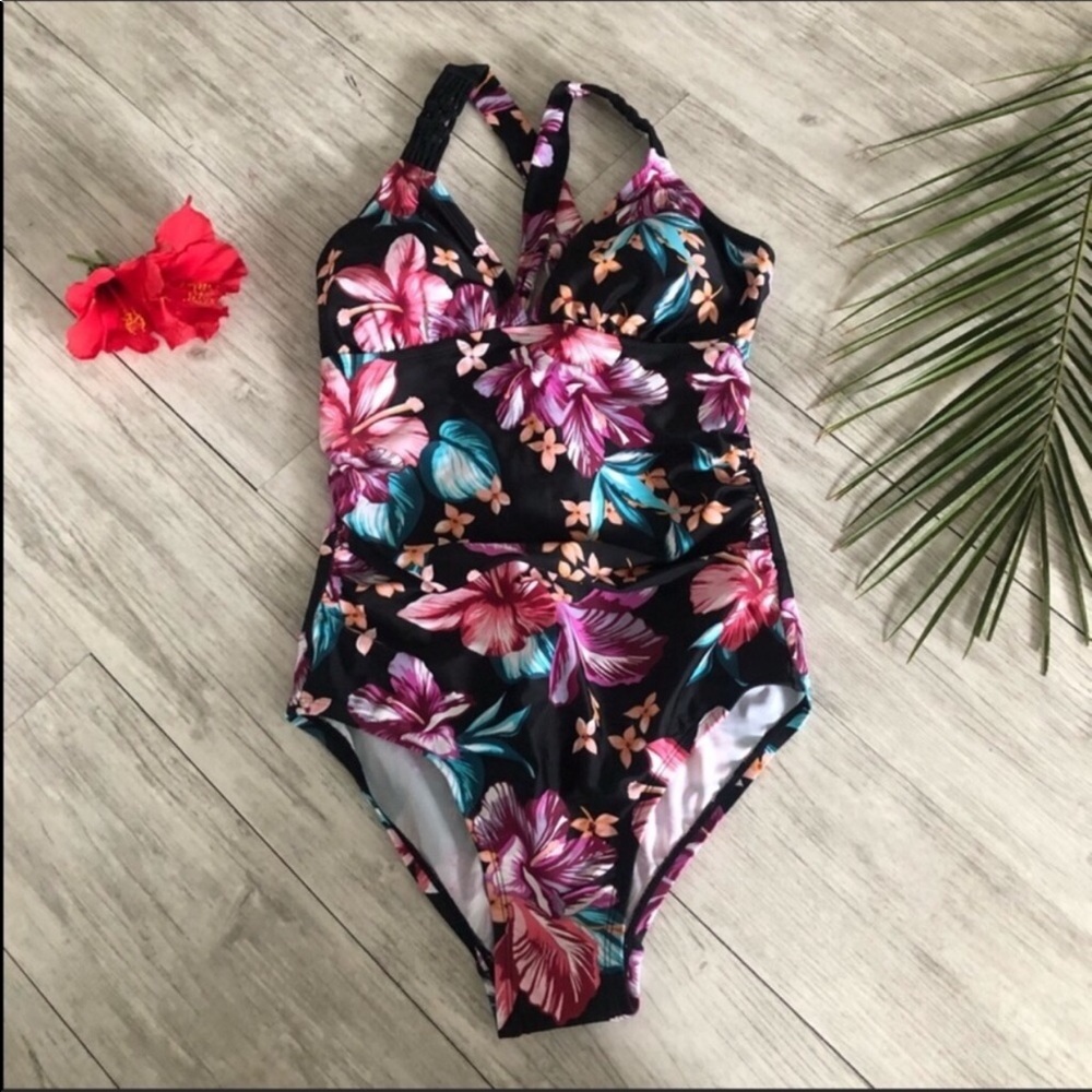 Merona Black and Floral Pint one piece swimsuit size S
